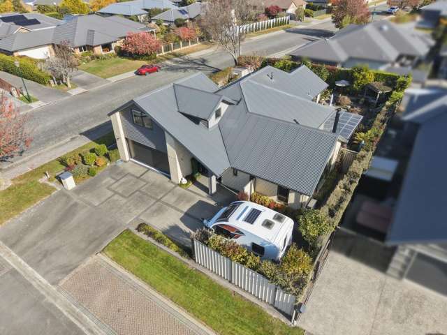 Executive family home with established gardens