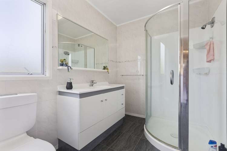 2/10 Chequers Avenue Glenfield_6