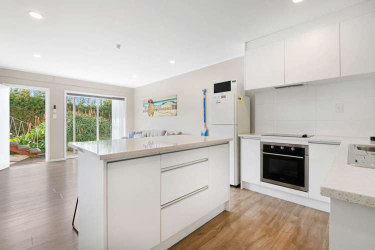 19 Waiwera Place Waiwera_14