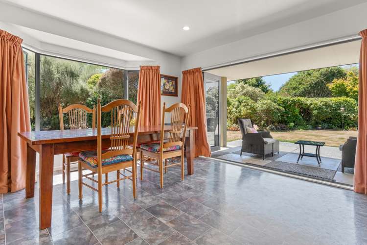 151 Lincoln Road Carterton_12