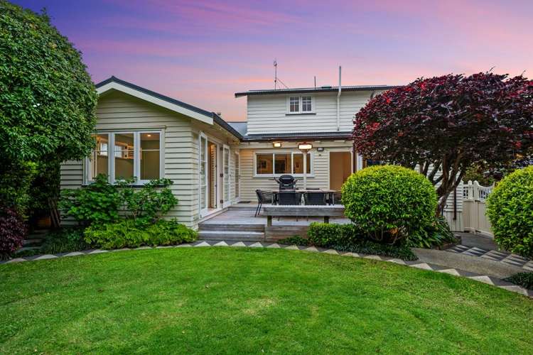 Takapuna homeowner willing to sell at a loss ‘to concentrate on fishing’