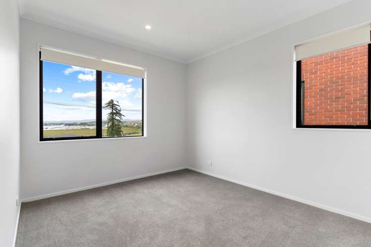 58 Clark Road Hobsonville_11