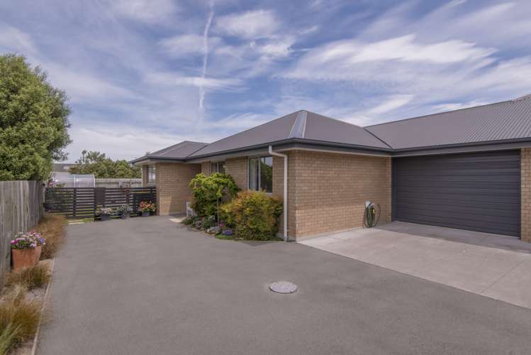 39b North Terrace Darfield_17