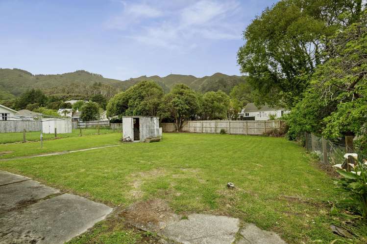 107 Wilkie Crescent Naenae_10