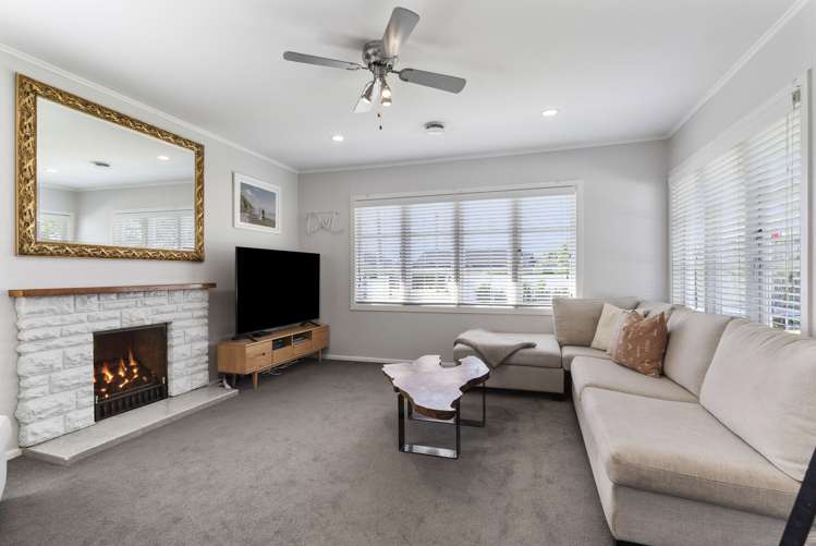 61 Beach Road Te Atatu Peninsula_7