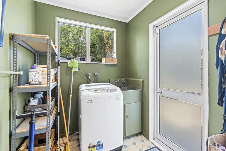 1138 South Road Oakura_24