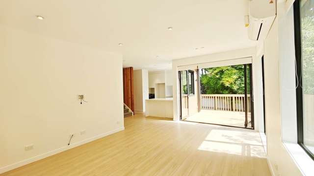 21D Gordon Avenue Forrest Hill_3