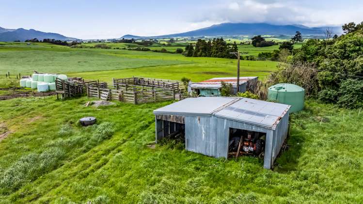 165 Oxford Road Okato_23