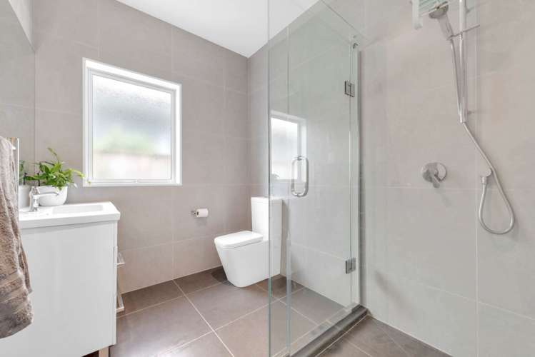 17 Ballindrait Drive Flat Bush_20