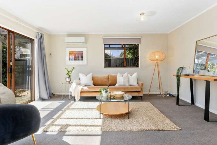 5/2a Moreland Road Mount Albert_3