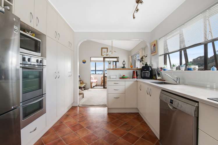 41 De Luen Avenue Tindalls Beach_9