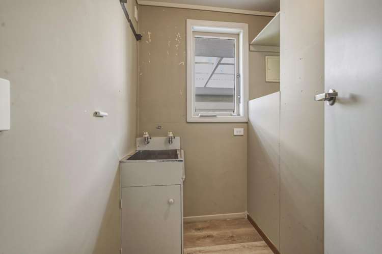 9 Motutere Avenue Central_12