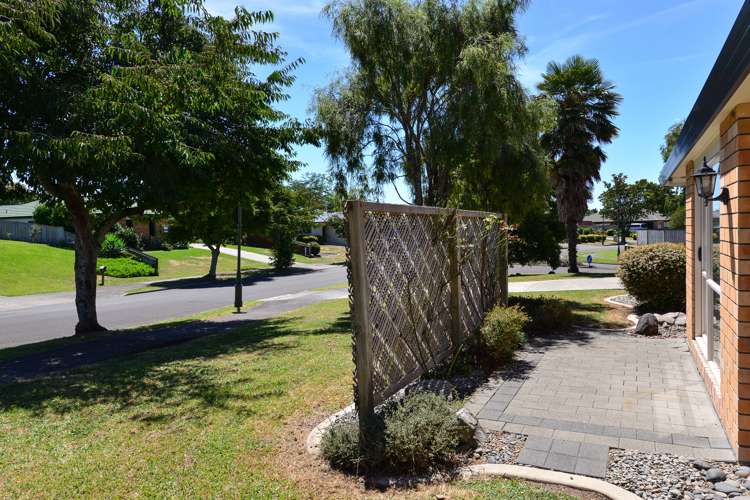 2 Rochester Place Nawton_18