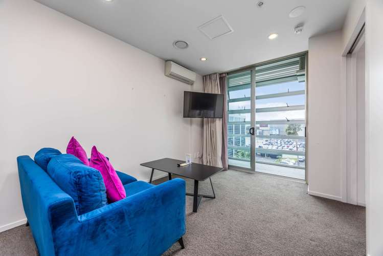 405/17 Amersham Way Manukau_6