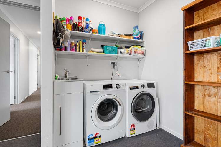 15 Admiralty Drive Paihia_17