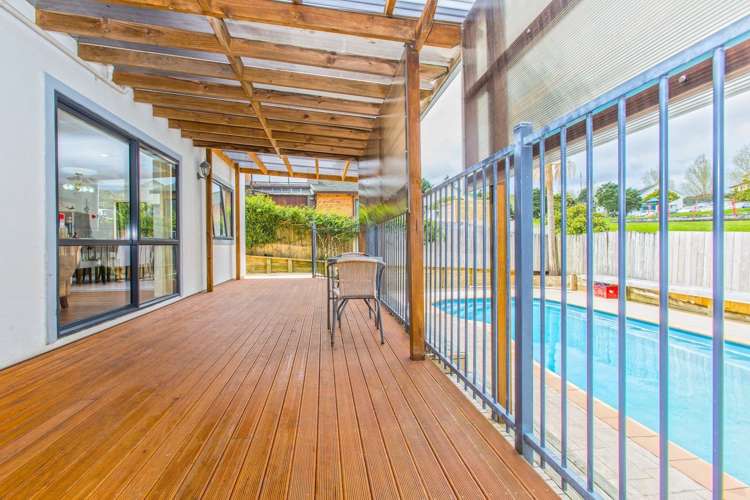 8 Baulcomb Parade Windsor Park_10