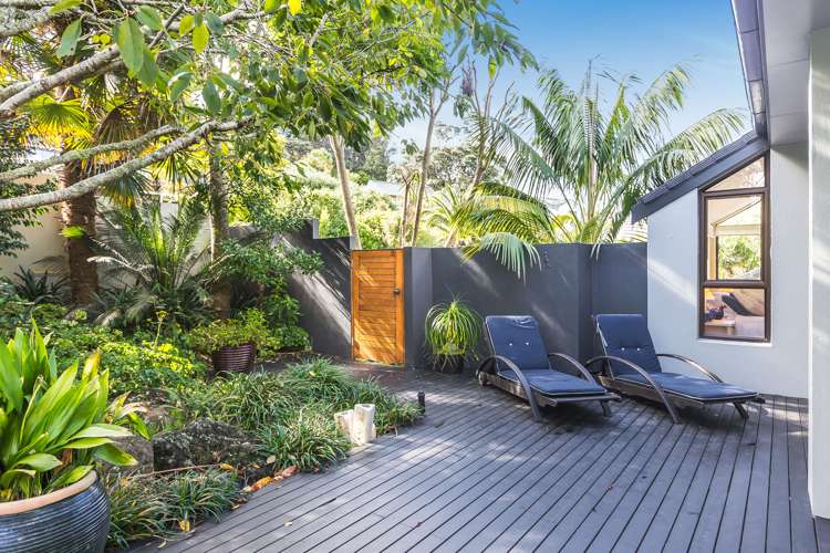 2 Saran Place Hillsborough_4