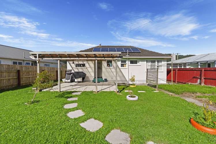243 Wellington Road Wainuiomata_11