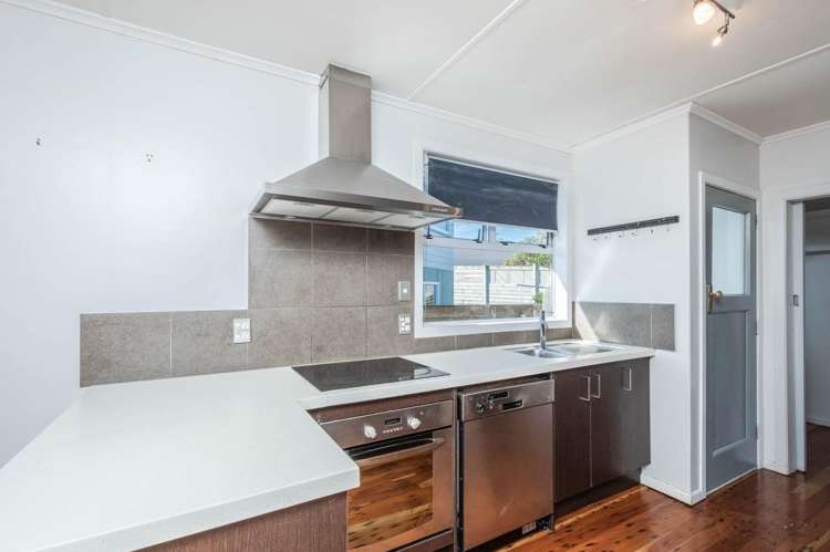 27 Brooker Grove Newlands_11