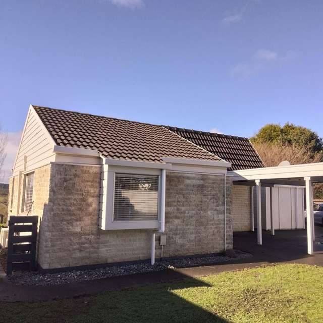 Country View, Sunny & Private