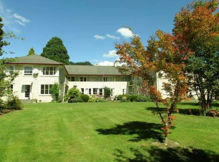 102 Shiel Street Reefton_15