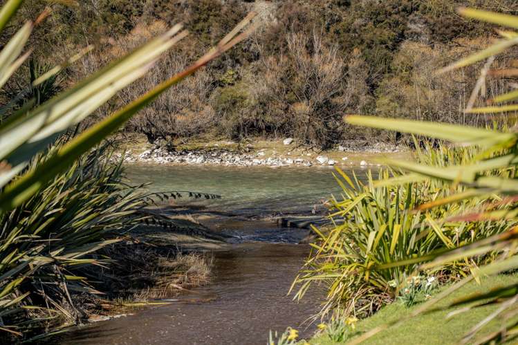 508 Lake Hawea - Albert Town Road Wanaka_23