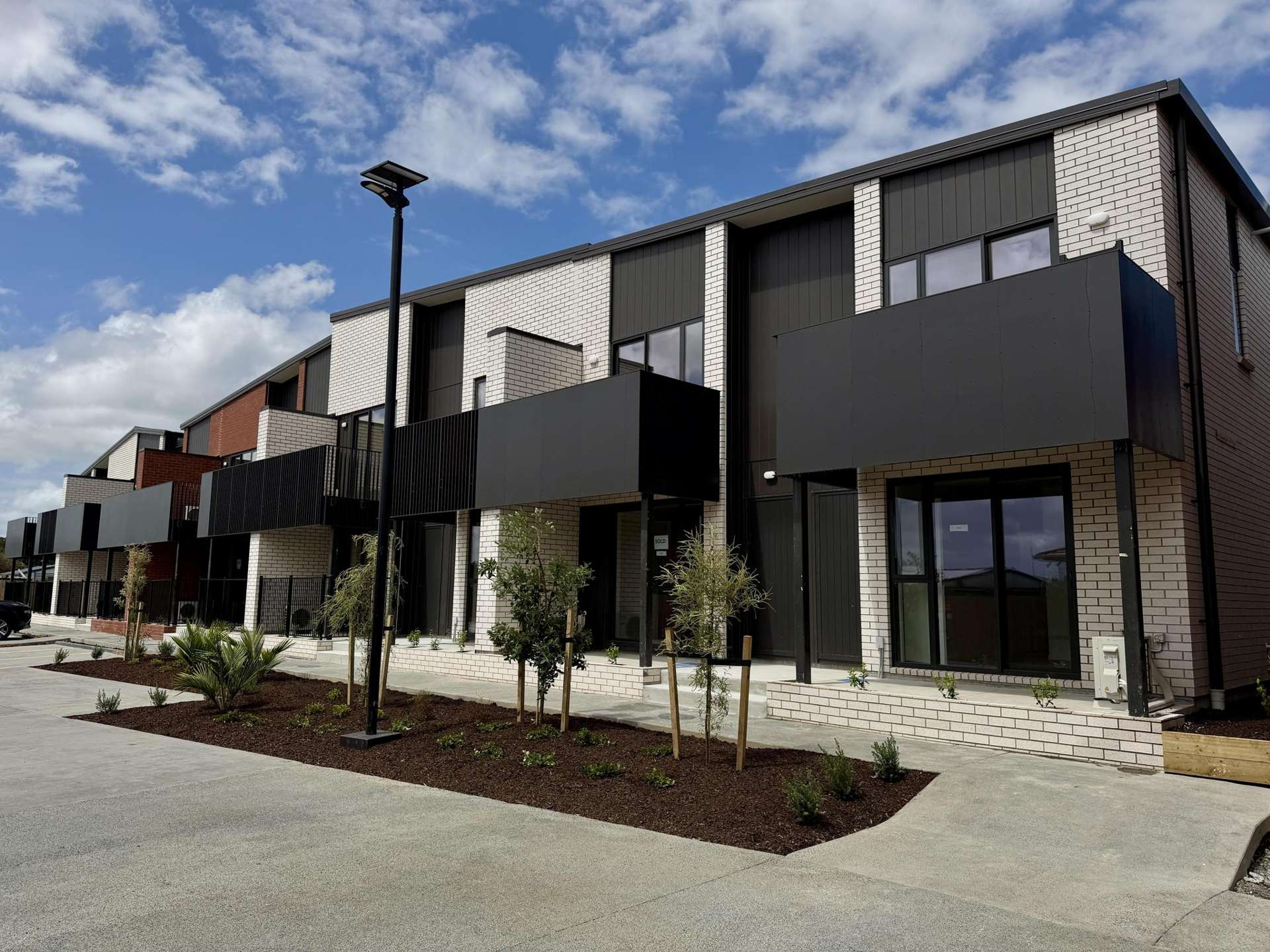 10-12 Humphreys Place Mangere_0