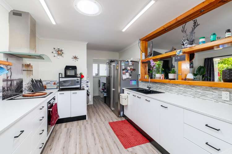 27 Rowses Road Aranui_6