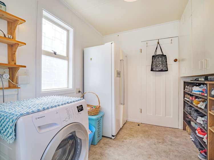 36 Garfield Avenue Roslyn_17