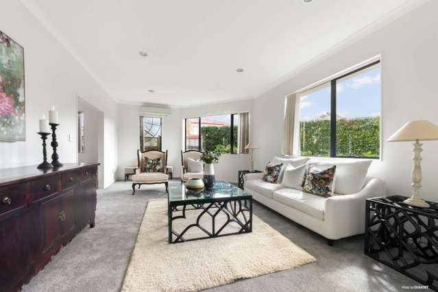 24 Gibbston Crescent Flat Bush_2