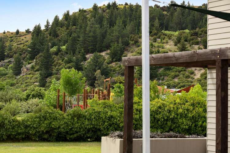 1 Alice Burn Drive Luggate_22