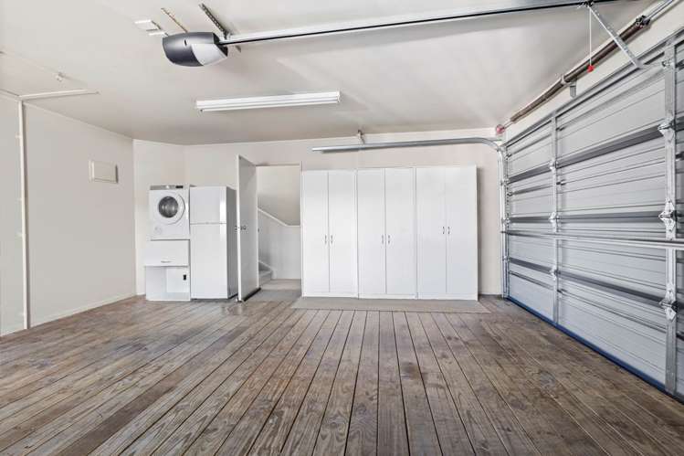 5 Azure Grove Unsworth Heights_38