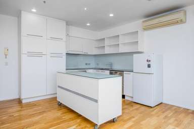 1401/30 Beach Road_1