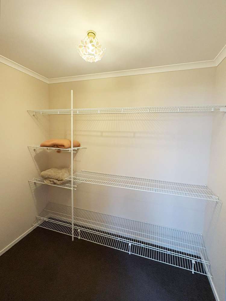 21 Talboys Drive Winton_16