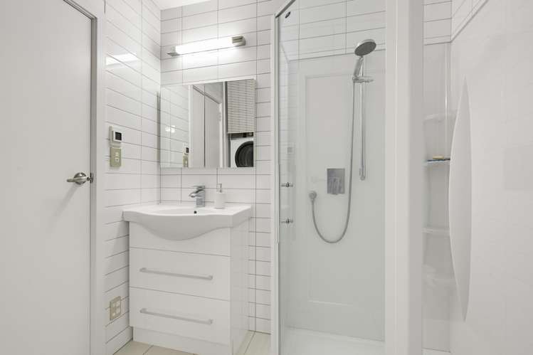 9/91 Austin Street Mount Victoria_7