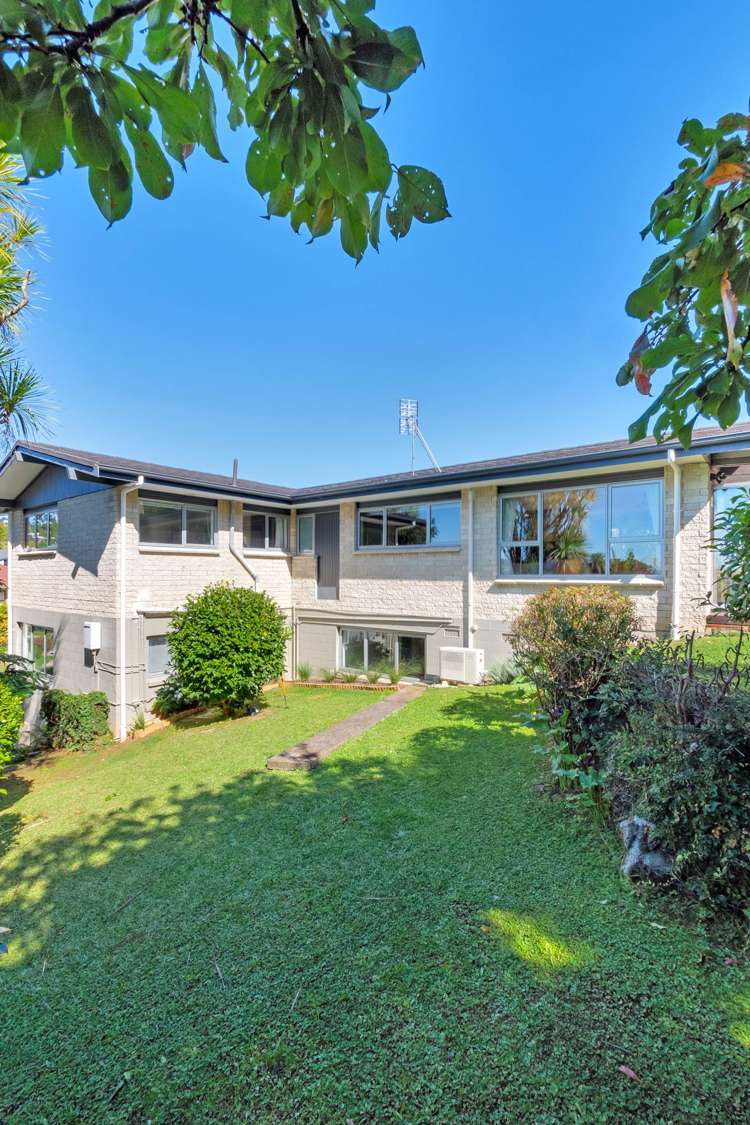 8 Coromandel Crescent Mairangi Bay_22