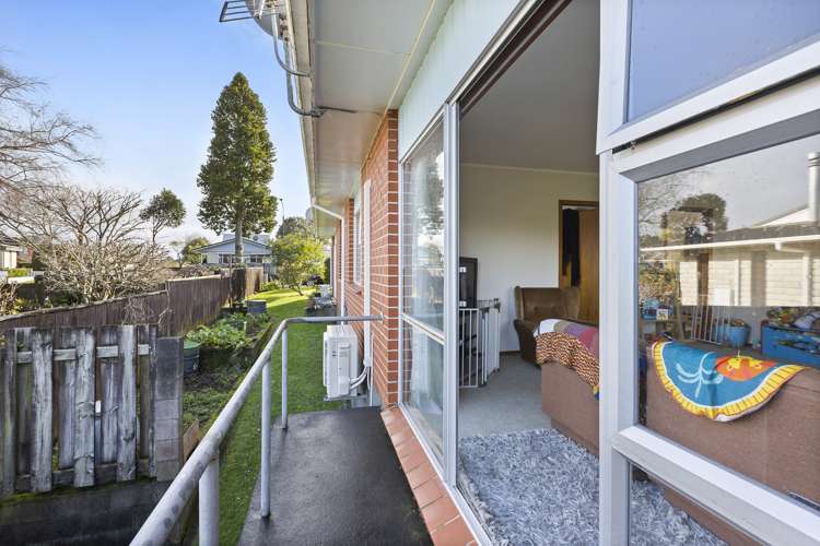 2/25 Carlton Terrace Westown_18