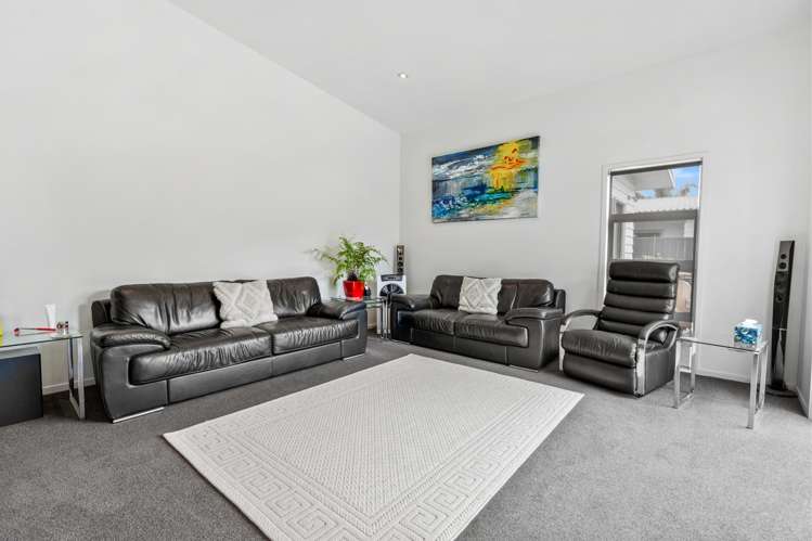 33 O'Farrell Drive One Tree Point_15