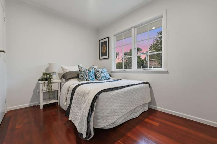 355 East Coast Road Mairangi Bay_10