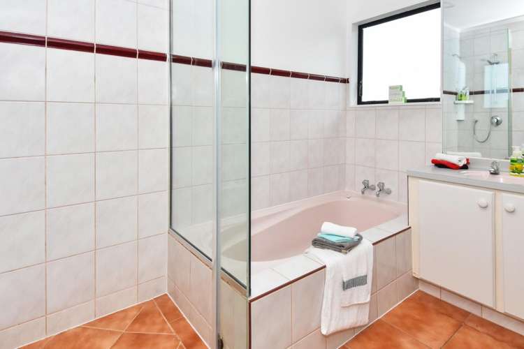 9 Hadley Wood Drive Wattle Downs_11