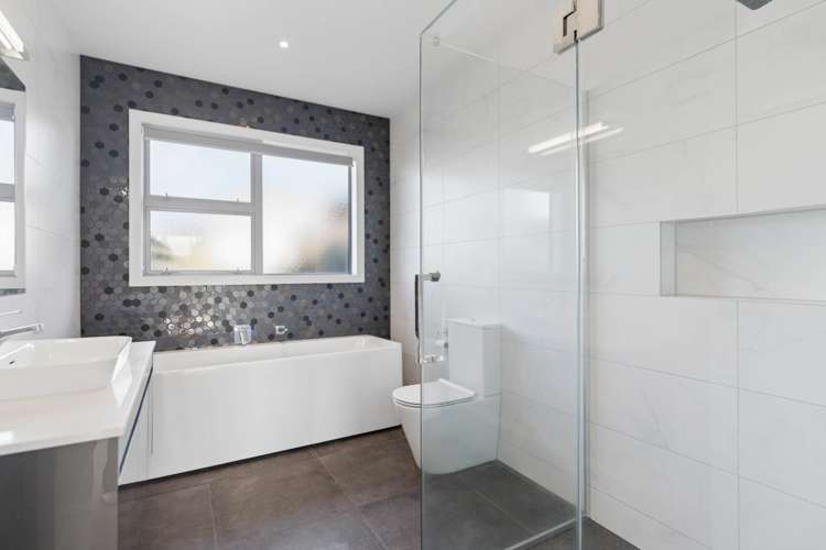 2 Colonial Drive Millwater_15