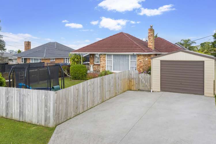 110 Rosier Road Glen Eden_14