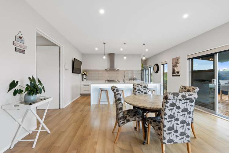 14 Whitcombe Place Darfield_6