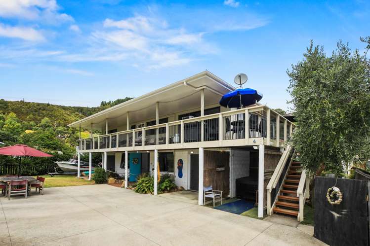 4 Te Puru Creek Road_0