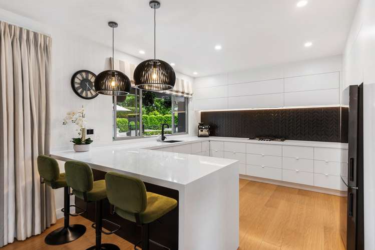 59 Cowley Drive Leamington_4