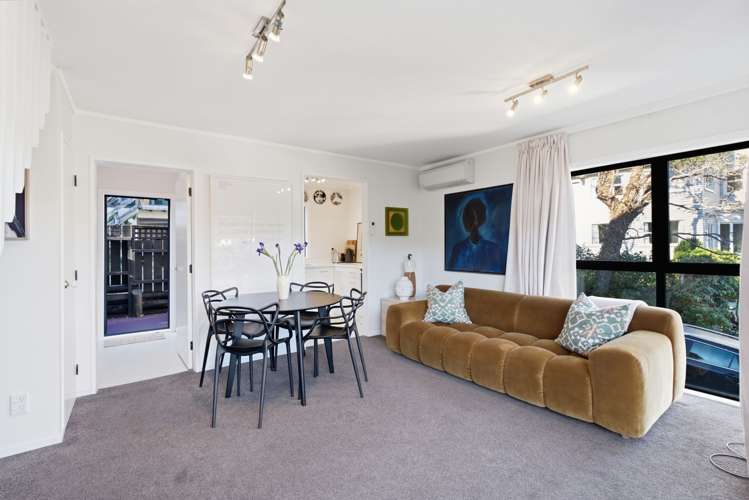 19/55 Hamilton Road Hataitai_4