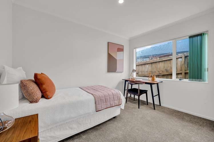 8 Brittany Drive Henderson_12