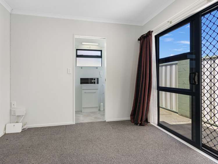 68A Auckland Rd Greenmeadows_12