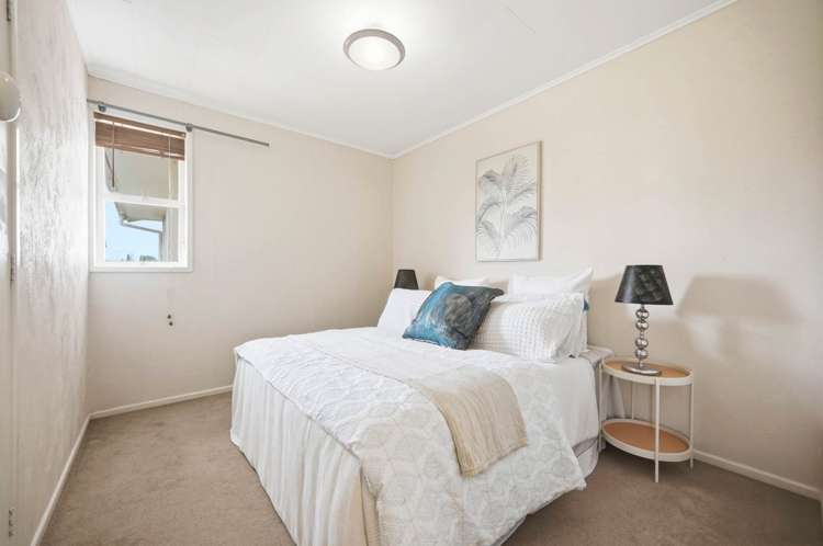 28 Gossamer Drive Pakuranga Heights_21