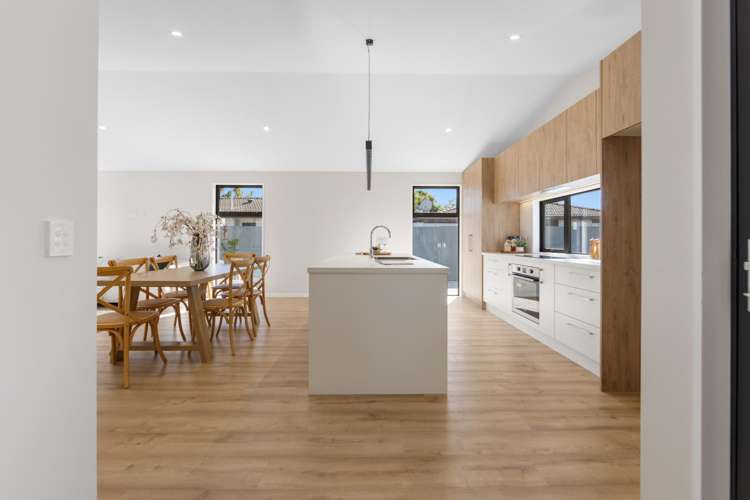 66A Neill Street Hornby_6